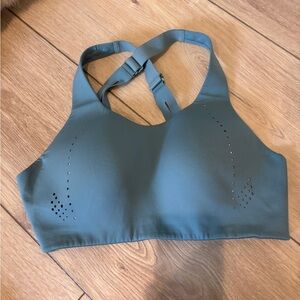 Lululemon high impact sports bra